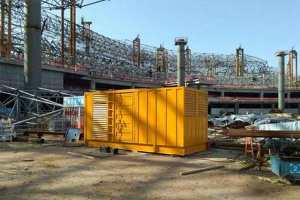 清丰发电机出租如何判断空气滤清器是否需要更换？