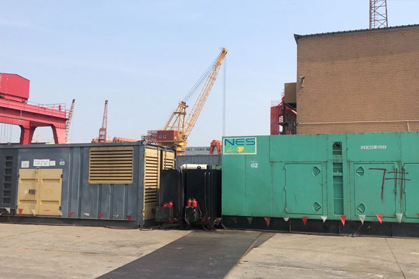 清丰发电机出租空气滤清器的清洁频率是多少？