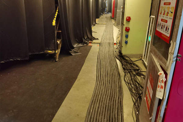 清丰柴油发电机组的输出电压可以调节到哪些范围？